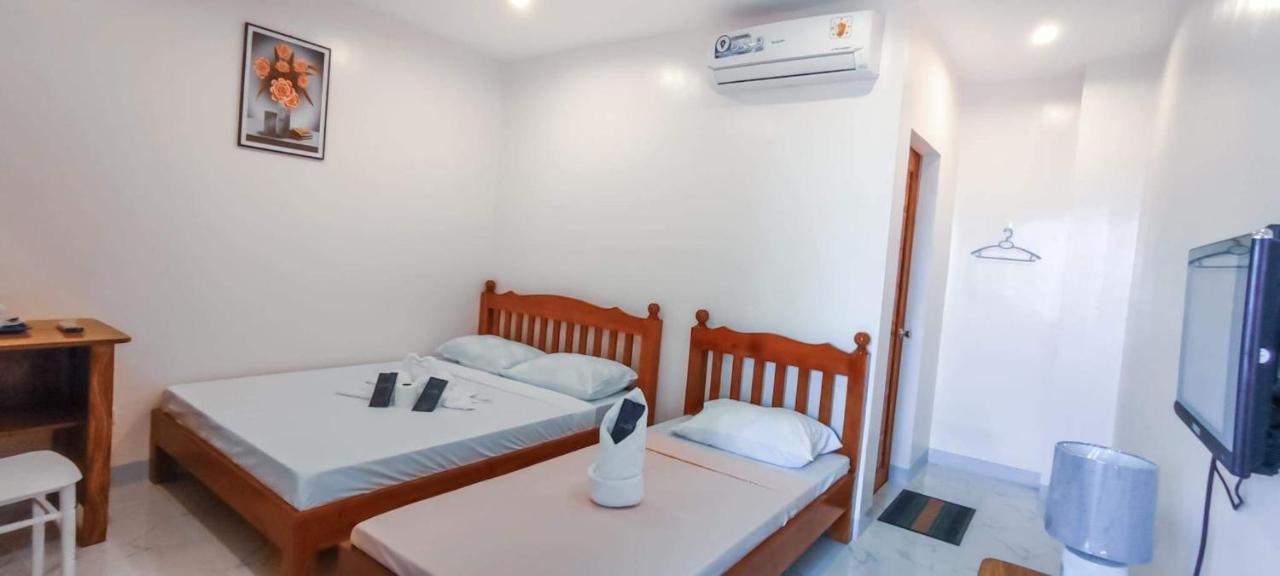 Elnora Delmar Travellers Inn Siquijor Eksteriør billede