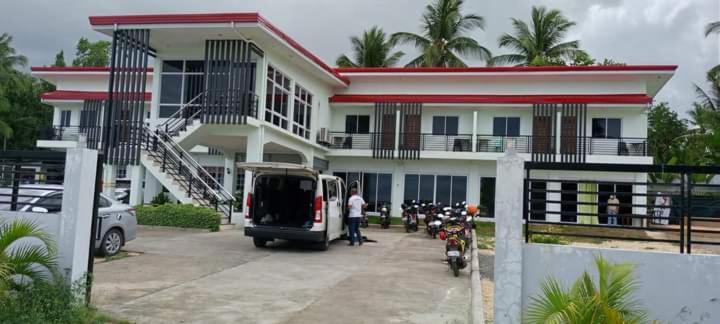 Elnora Delmar Travellers Inn Siquijor Eksteriør billede
